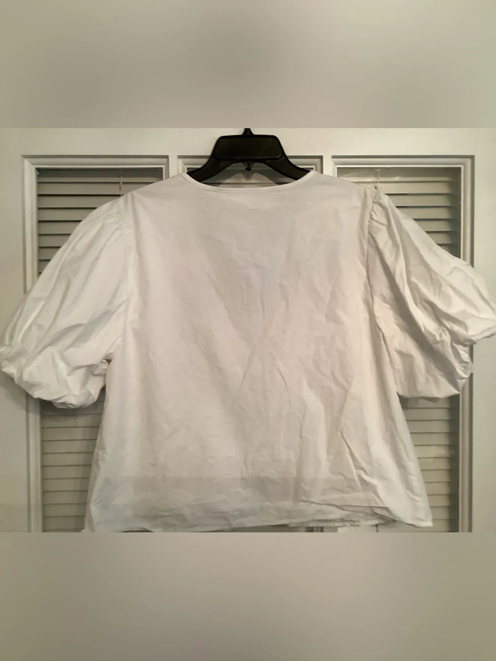 Abercrombie & Fitch White Tie-Front Puff Sleeve Blouse
